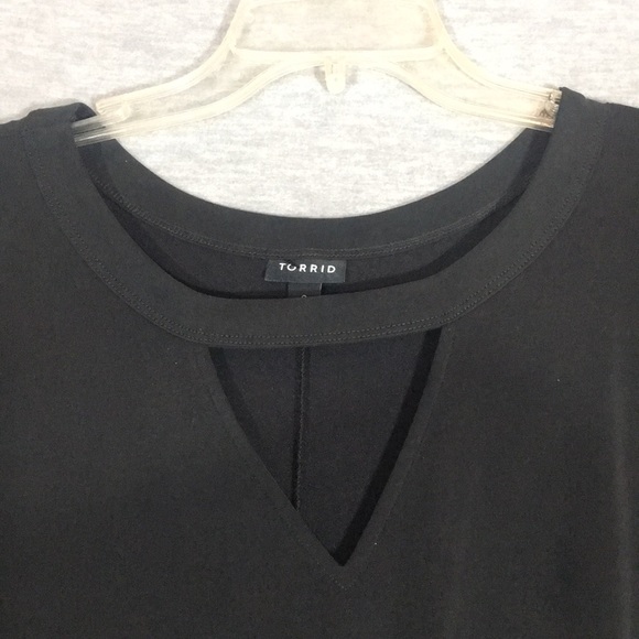 TORRID Buttery Soft Modal Oversized Relaxed Fit Flattering V Neck LongLine Tunic - Picture 4 of 12